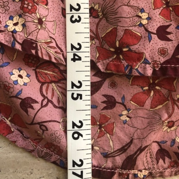 Women's Free Assembly Rose Floral Print Top / Blouse Size L - Picture 9 of 16